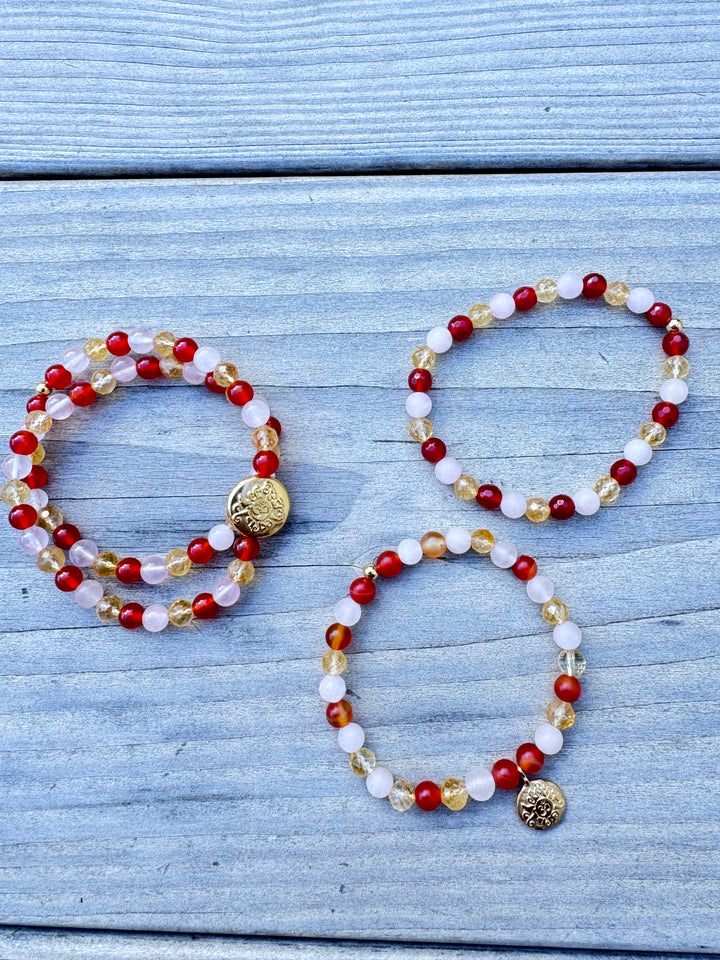 Feuerpferd Handala | Karneol · Citrin · Rosenquarz | mit goldener Malasonne