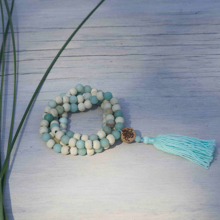 Mala „Strandgut" – Amazonit & Tulsi 8mm mit Quaste | Summer Collection