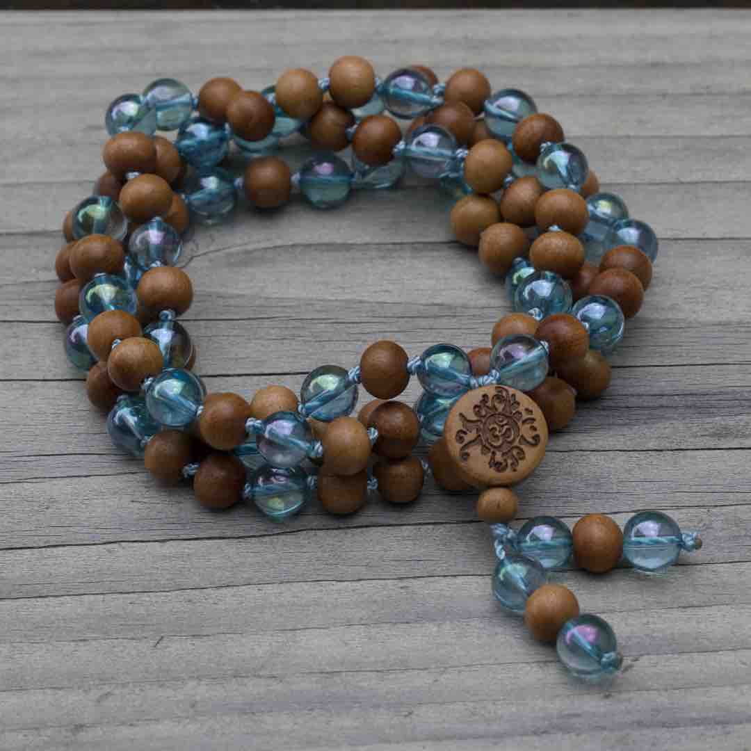 Malakette "Auraseele" Aqua Aura  mit Sandelholz 8mm Summer Collection