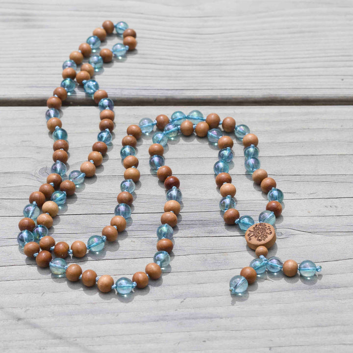 Malakette "Auraseele" Aqua Aura  mit Sandelholz 8mm Summer Collection