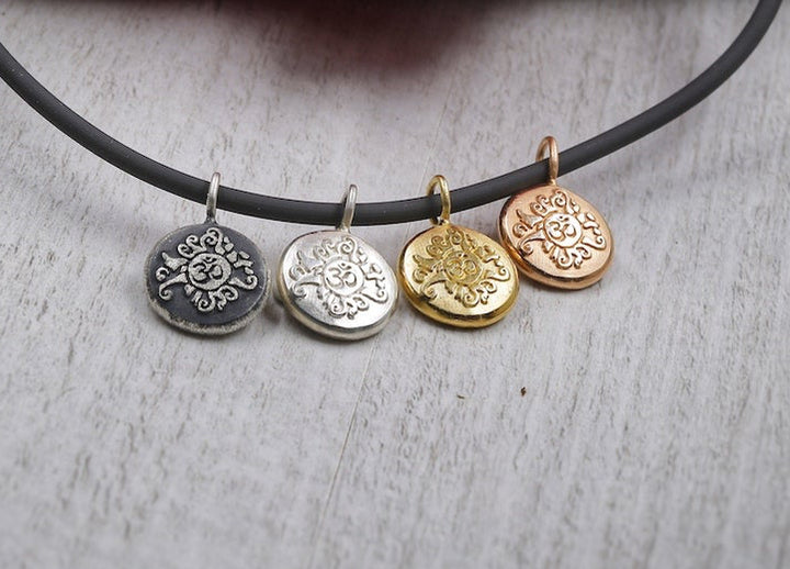 Spiritueller Schmuck mit OM Silber, Ketten Anhänger Malasonne